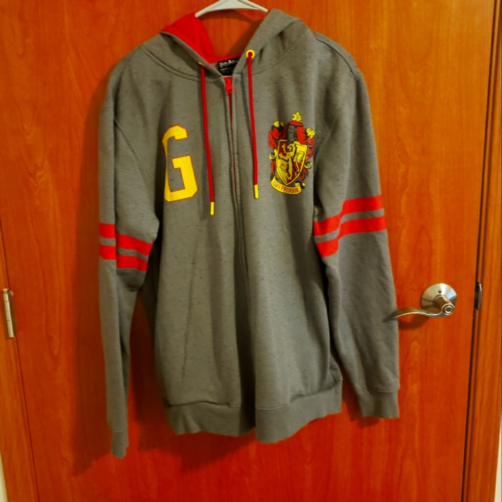 Gryffindor sweatshirt